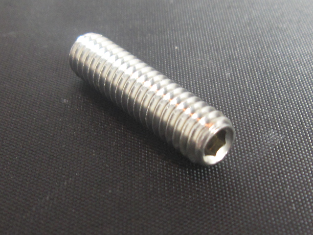 (image for) 6/32 SOCKET SET SCREW STAINLESS 18-8